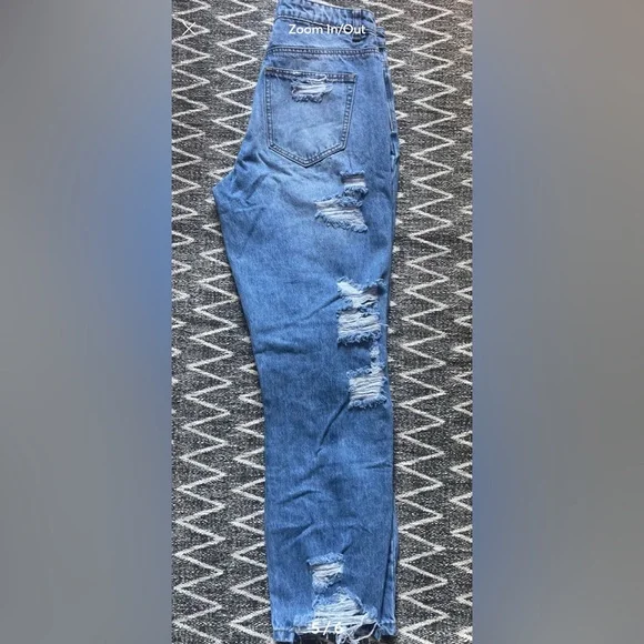 (3/$15) Crystal Rock High Waist Distressed Jeans size 5 - Picture 8 of 9